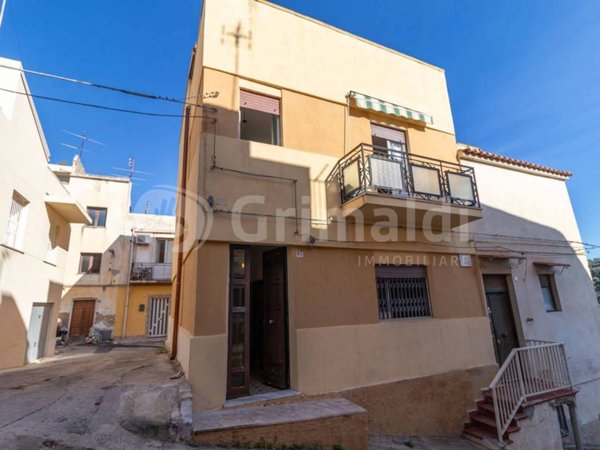 casa indipendente in vendita a Noto