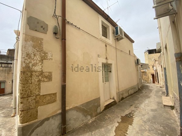 appartamento in vendita a Noto in zona Madonna Marina
