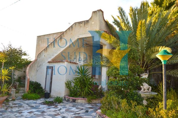 casa indipendente in vendita a Noto in zona Madonna Marina