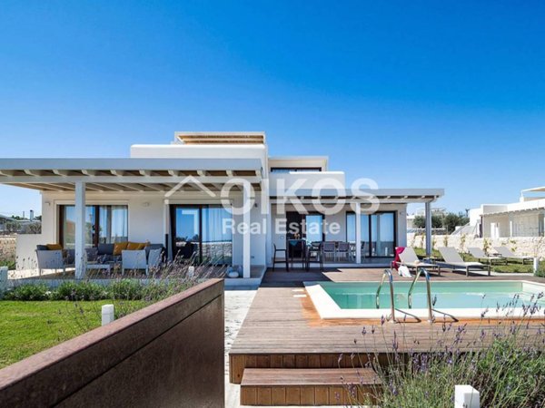 casa indipendente in vendita a Noto in zona San Lorenzo