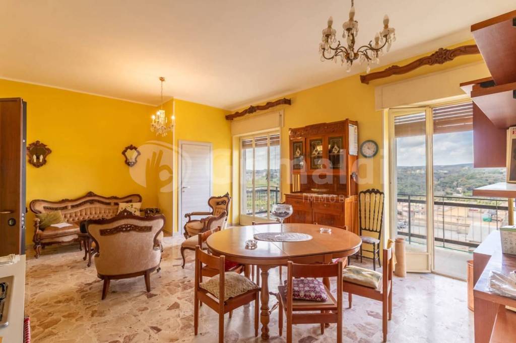 appartamento in vendita a Noto in zona Madonna Marina
