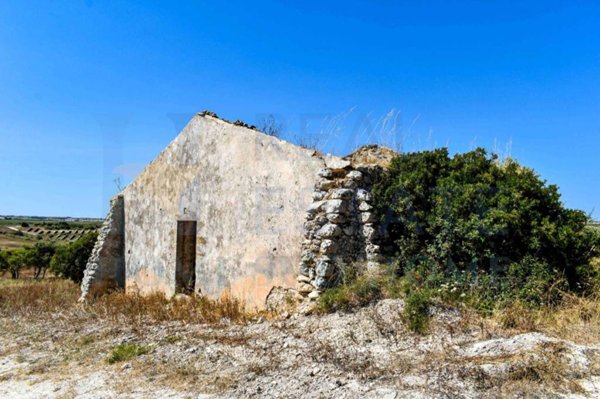 casa indipendente in vendita a Noto