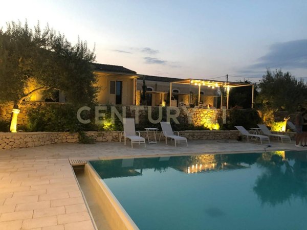casale in vendita a Noto