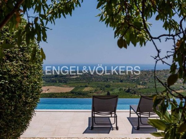 casa indipendente in vendita a Noto