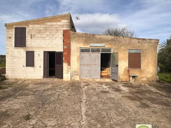 casa indipendente in vendita a Noto