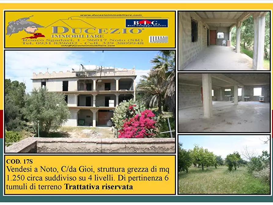 casa semindipendente in vendita a Noto