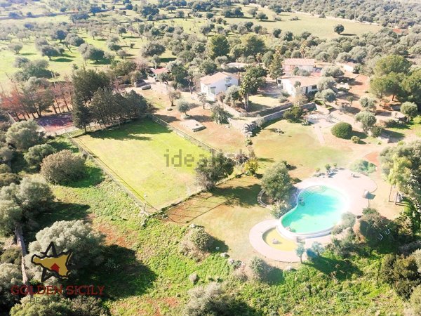 casale in vendita a Noto