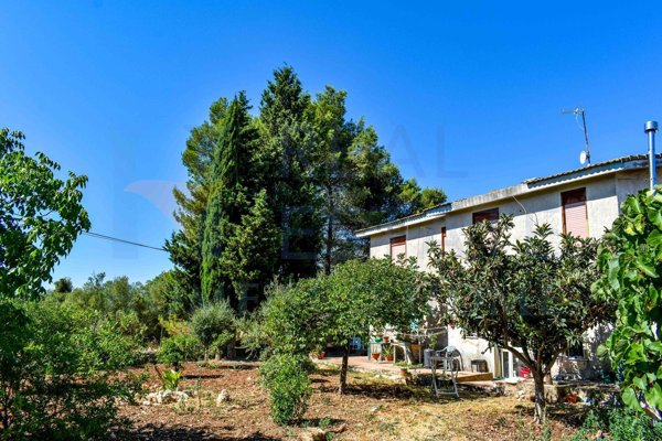 casa indipendente in vendita a Noto
