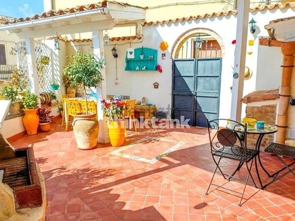 casa indipendente in vendita a Noto