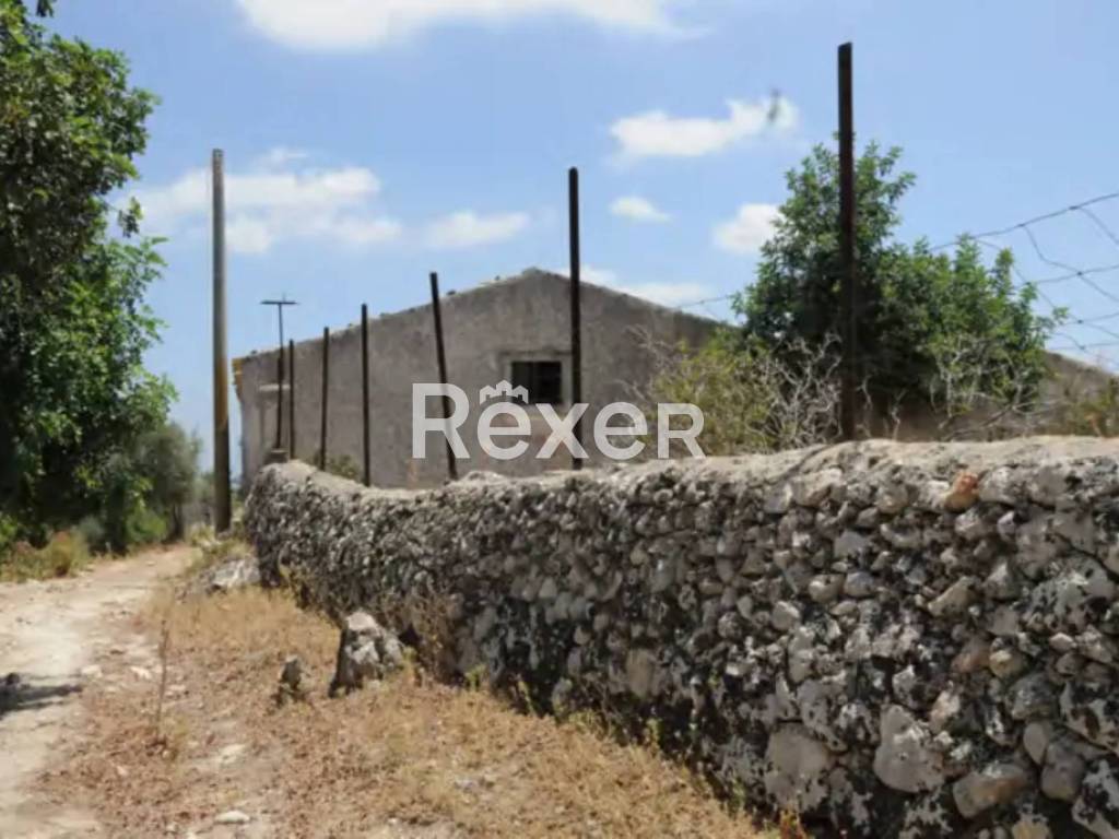 intera palazzina in vendita a Noto