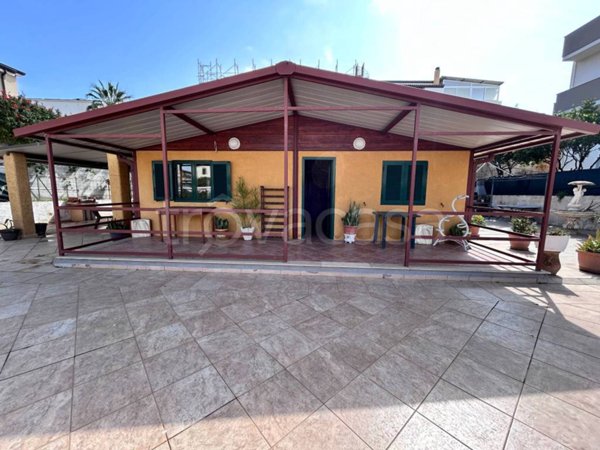 casa indipendente in vendita a Noto in zona Lido di Noto