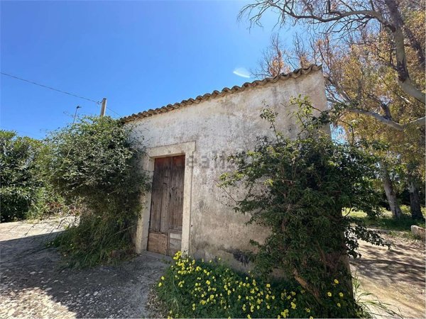 quadrivano in vendita a Noto in zona San Lorenzo
