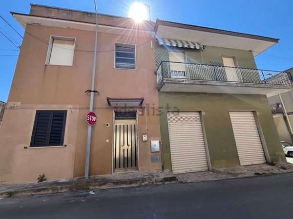 casa indipendente in vendita a Noto in zona Madonna Marina