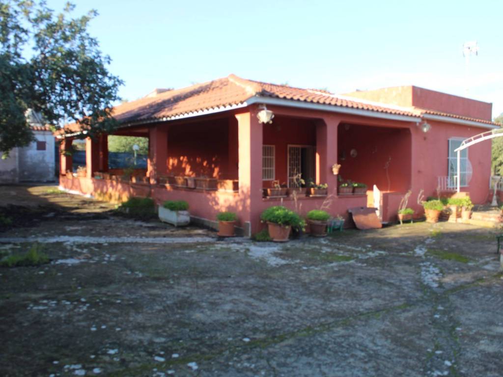 casa indipendente in vendita a Noto