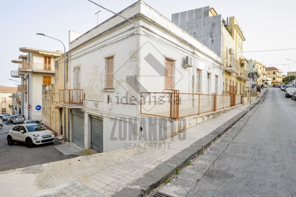 casa indipendente in vendita a Noto in zona Madonna Marina