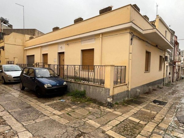casa indipendente in vendita a Noto in zona Madonna Marina