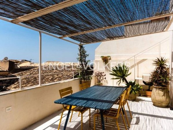 casa indipendente in vendita a Noto