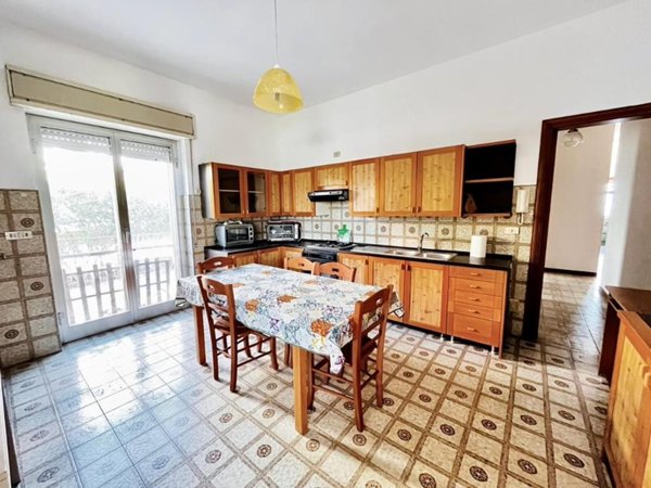 casa indipendente in vendita a Noto in zona Madonna Marina