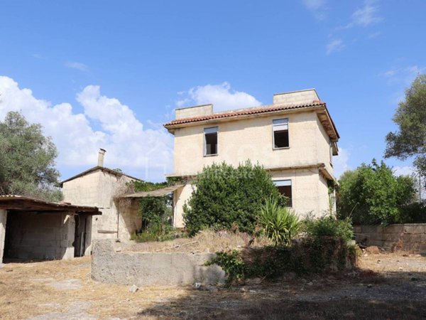casa indipendente in vendita a Noto in zona Testa dell'Acqua
