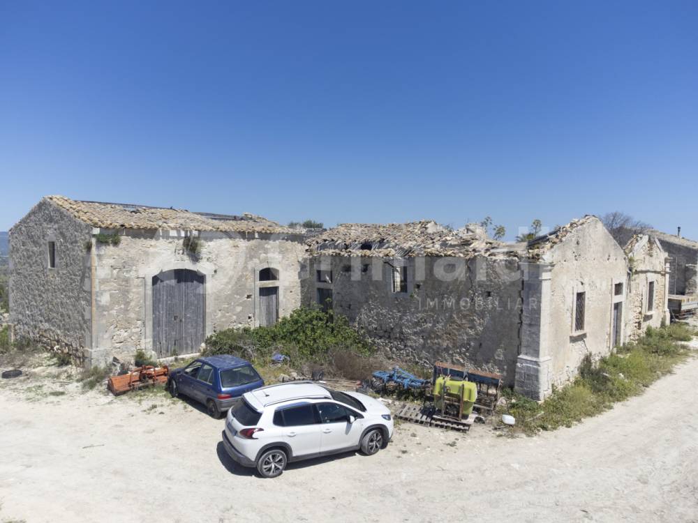 casa indipendente in vendita a Noto