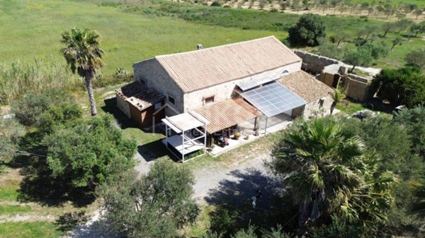 casa indipendente in vendita a Noto