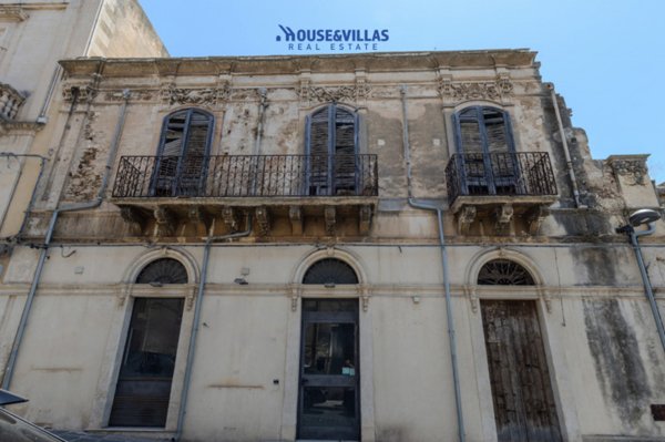 casa indipendente in vendita a Noto in zona Madonna Marina