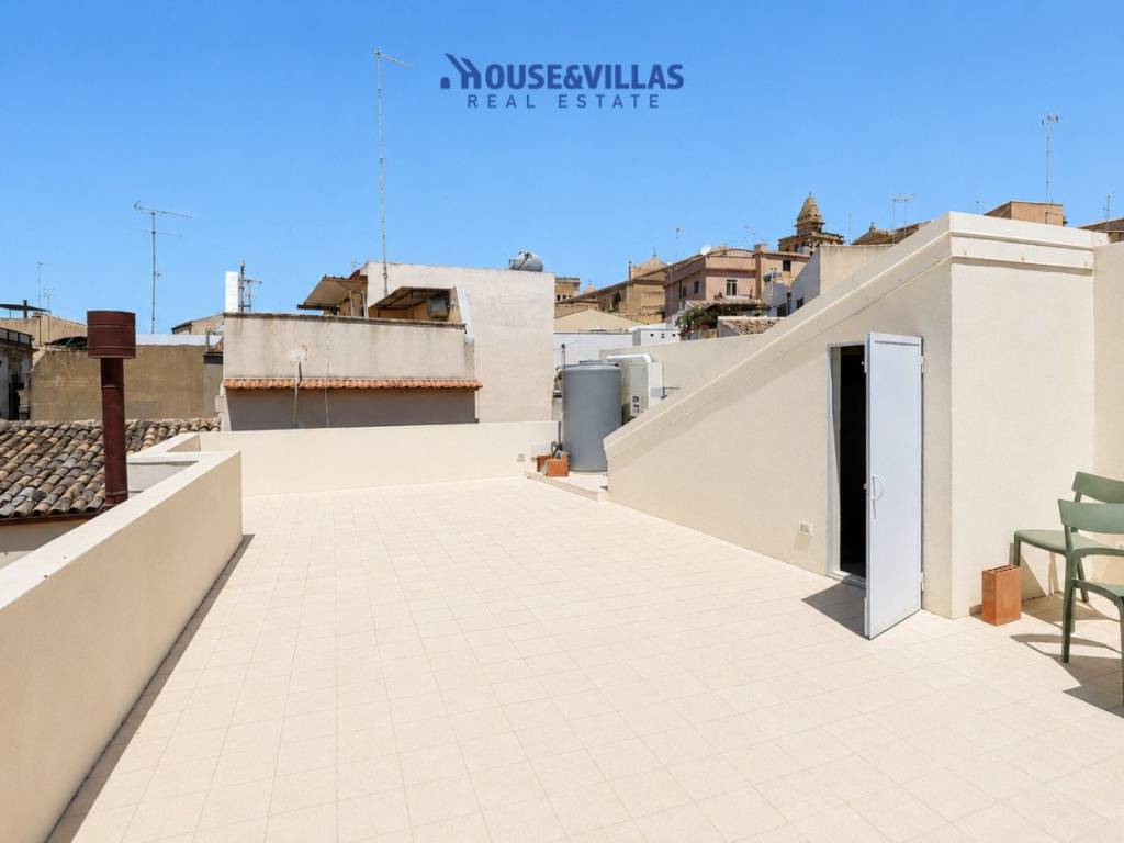 appartamento in vendita a Noto in zona Madonna Marina