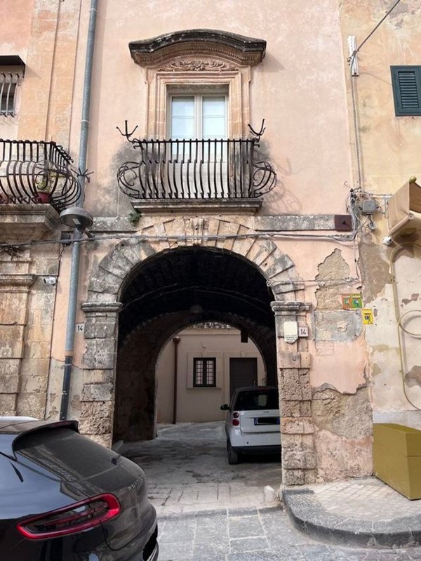 casa indipendente in vendita a Noto