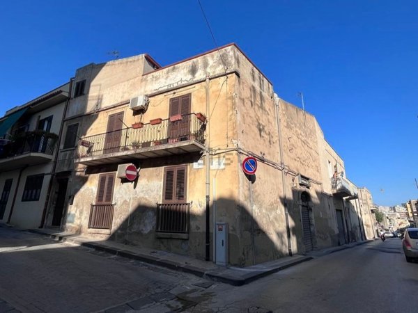 casa indipendente in vendita a Noto