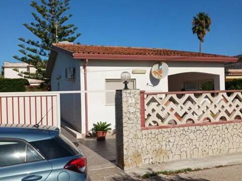 casa indipendente in vendita a Noto in zona Calabernardo