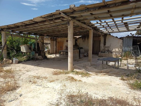 casa indipendente in vendita a Noto