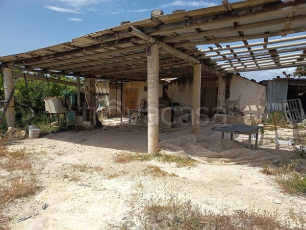 casa indipendente in vendita a Noto