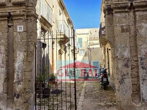 casa indipendente in vendita a Noto