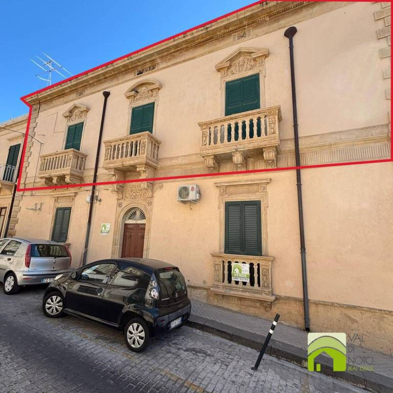 appartamento in vendita a Noto in zona Madonna Marina