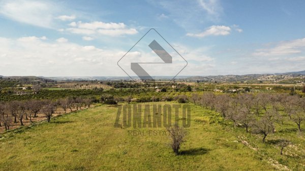 terreno in vendita a Noto
