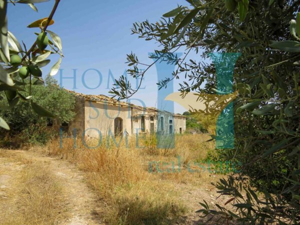 terreno in vendita a Noto