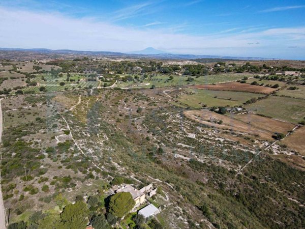 terreno in vendita a Noto