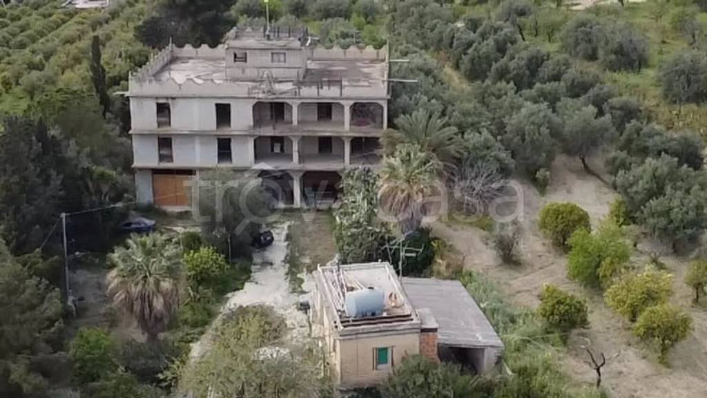 casa indipendente in vendita a Noto