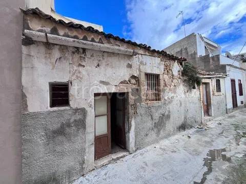 casa indipendente in vendita a Noto