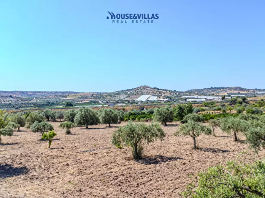 casa indipendente in vendita a Noto