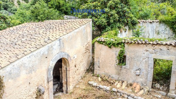 casa indipendente in vendita a Noto