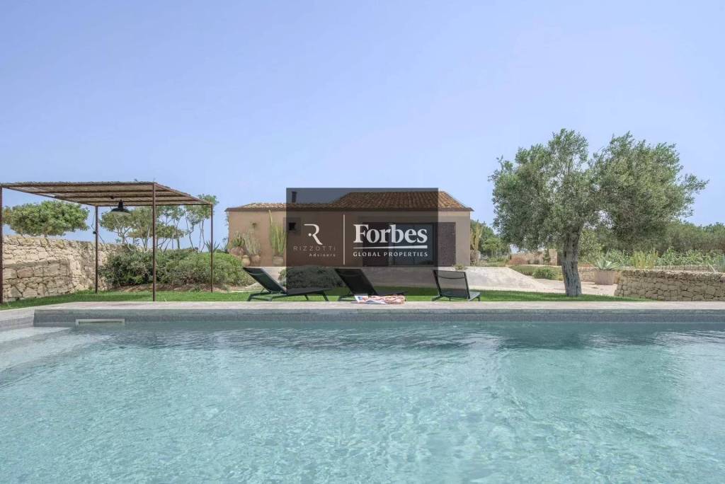 casa indipendente in vendita a Noto in zona Reitani