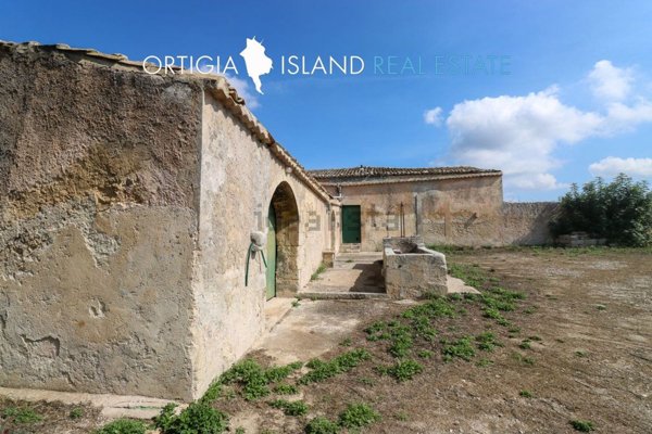 casale in vendita a Noto