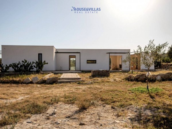 casa indipendente in vendita a Noto