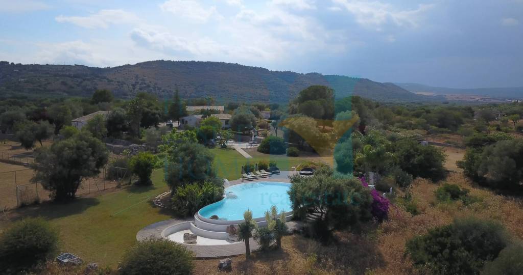 casa indipendente in vendita a Noto