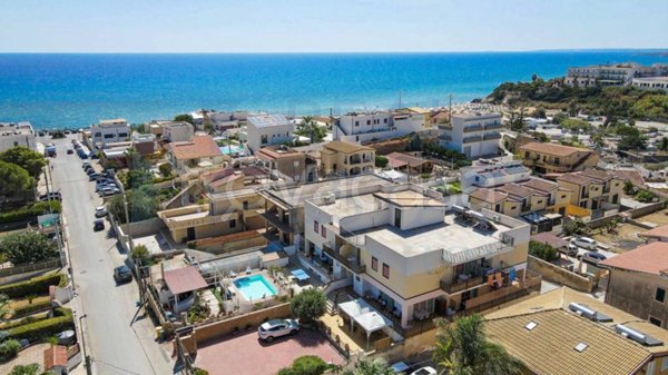 casa indipendente in vendita a Noto in zona Lido di Noto