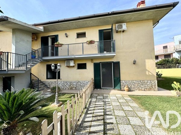casa indipendente in vendita a Noto in zona Calabernardo