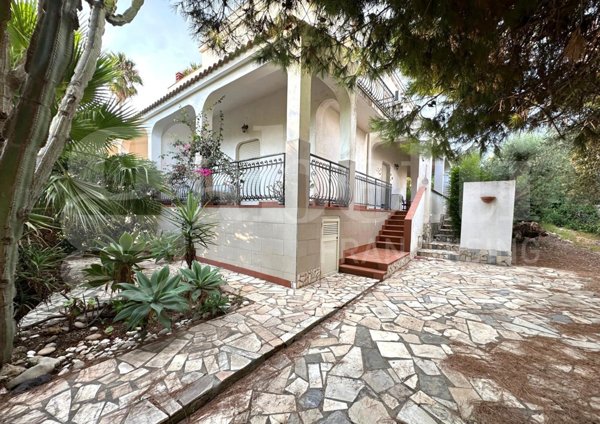 casa indipendente in vendita a Noto in zona Lido di Noto