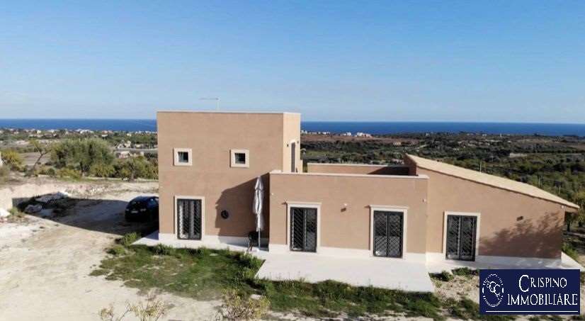 casa indipendente in vendita a Noto