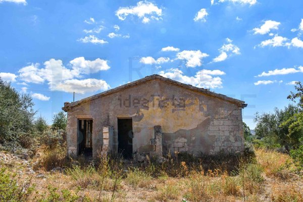 casa indipendente in vendita a Noto